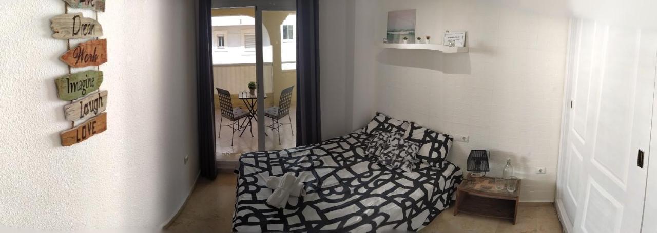 Bonita Y Moderna Habitacion A 300M De La Playa Apartment Benalmádena Exterior foto